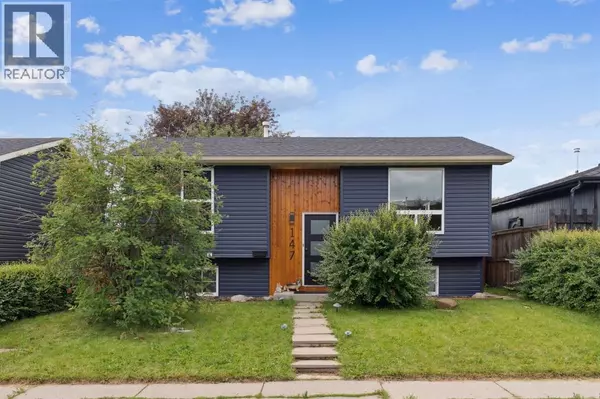 147 Falchurch Crescent NE, Calgary, AB T3J1J9