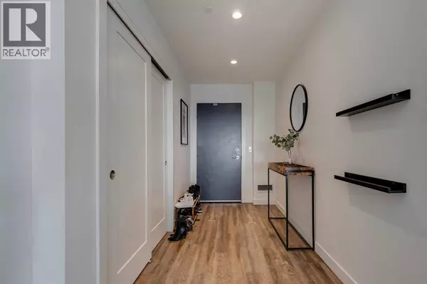 Calgary, AB T2N1P9,406, 730 5 Street NE