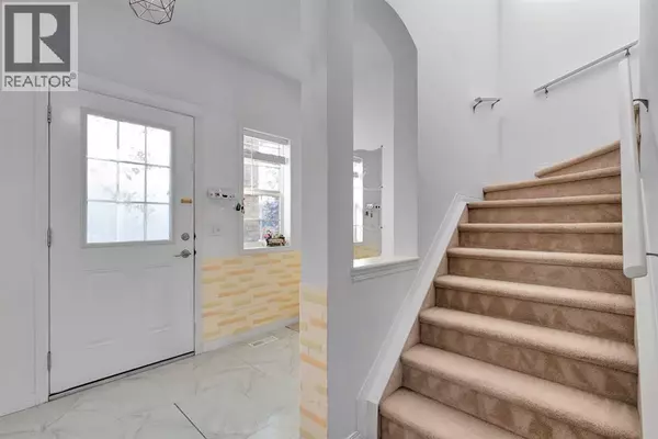 Calgary, AB T3P1E8,175 Evansmeade Common NW