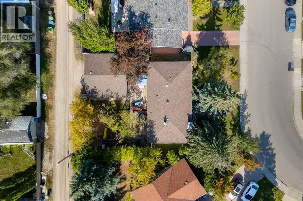 Calgary, AB T3C3G4,151 Waterloo Drive SW