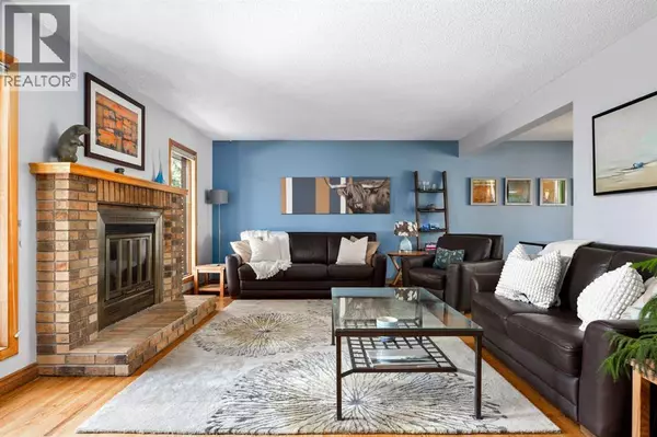 Calgary, AB T3C3G4,151 Waterloo Drive SW