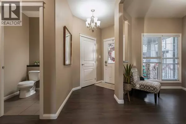 Lethbridge, AB T1J5E1,733 Twinriver Loop W