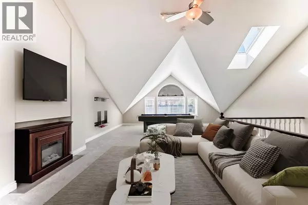 1908 12 Street SW, Calgary, AB T2T3N2