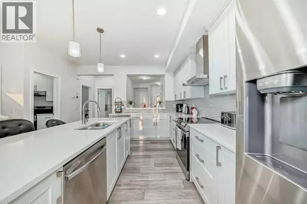 Calgary, AB T3J2J7,165 Savanna Passage NE