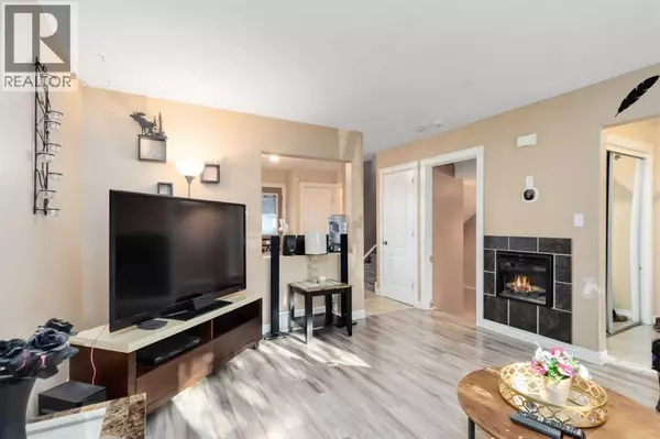 Fort Mcmurray, AB T9J1H8,628 Athabasca Avenue