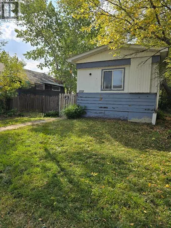 213 Clarke Street, Acme, AB T0M0A0