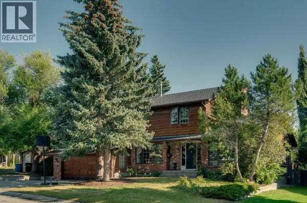 63 Edgehill Crescent NW, Calgary, AB T3A2X5