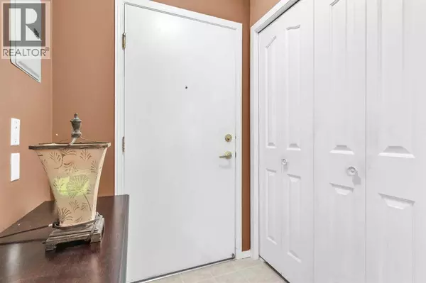 Calgary, AB T3H5J1,215, 550 Prominence Rise SW