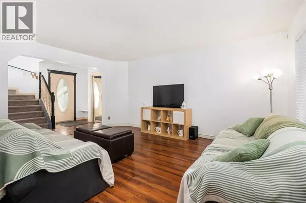 Calgary, AB T2Y3R6,85 Bridlewood Street SW