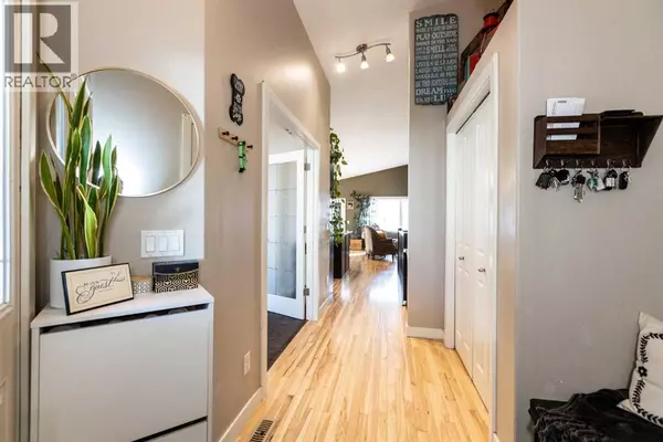 Innisfail, AB T4G0B9,5224 48 StreetClose