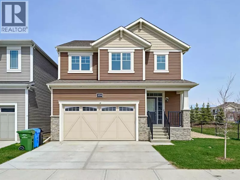 254 Carringham Road NW, Calgary, AB T3P1V2