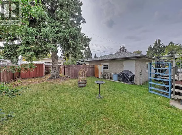 Calgary, AB T2A2A2,4521 Fordham Crescent SE