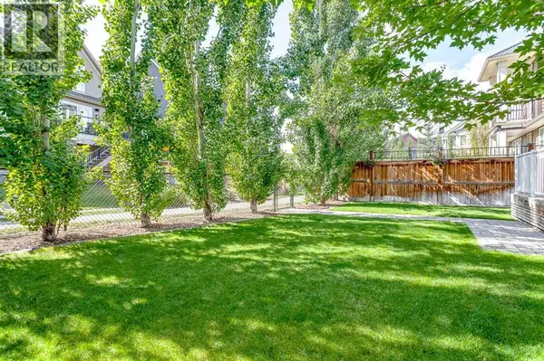Calgary, AB T3M0Y1,216 Mahogany Bay SE