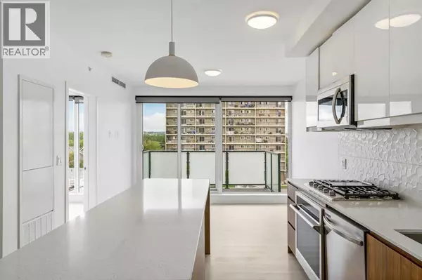 Calgary, AB T2N1T7,610, 327 9A Street NW