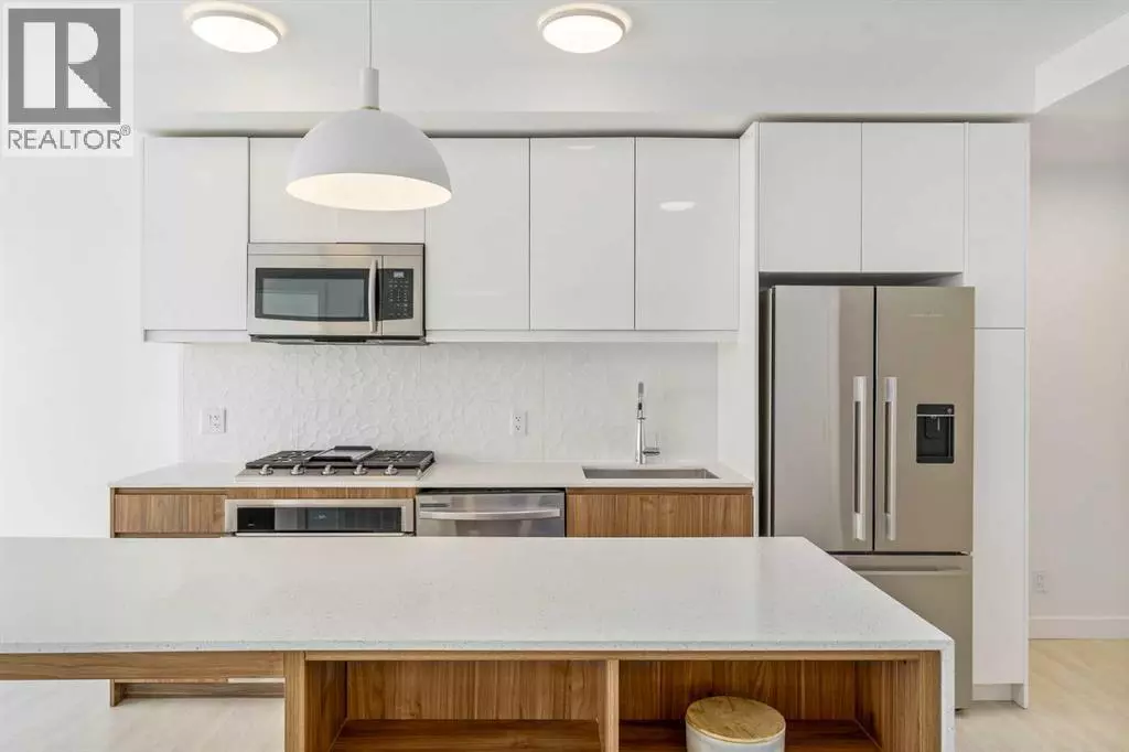 Calgary, AB T2N1T7,610, 327 9A Street NW