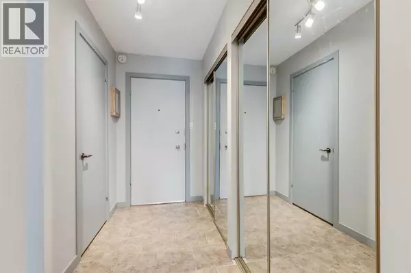 Calgary, AB T2V0H3,208, 507 57 Avenue SW