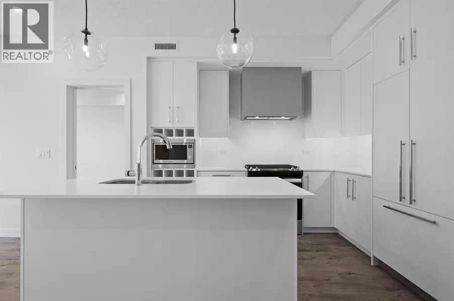 204, 8370 Broadcast Avenue SW, Calgary, AB T3H6L3