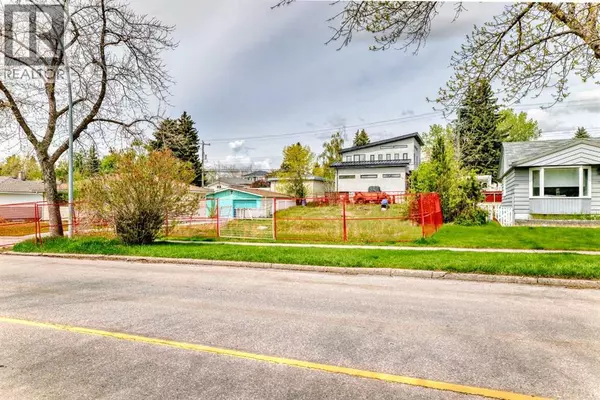 Calgary, AB t2k3j1,521 Northmount Drive NW