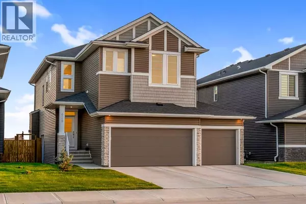 628 West Lakeview Drive, Chestermere, AB T1X1Z7