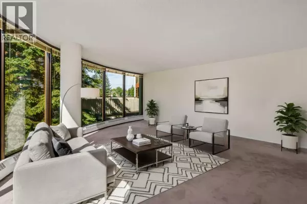 Calgary, AB T3H1E6,221, 20 Coachway Road SW