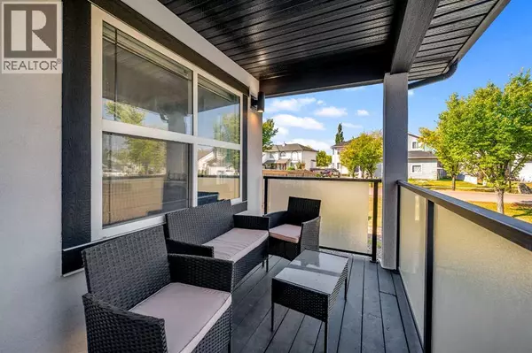 Airdrie, AB T4B2N6,80 Canoe Square SW