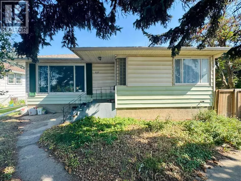 537 23 Street S, Lethbridge, AB T1J3M9