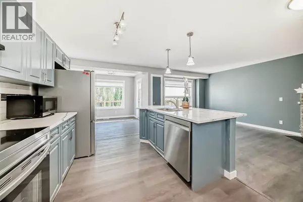 Calgary, AB T3K4R7,137 Coverton Circle NE