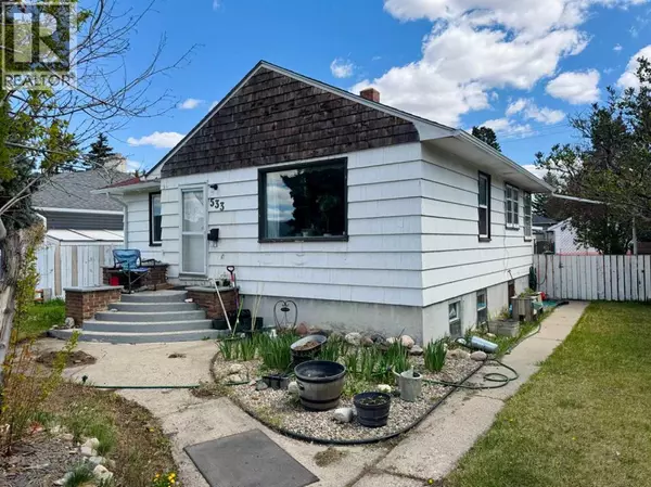 Lethbridge, AB T1J3M9,533 23 Street S