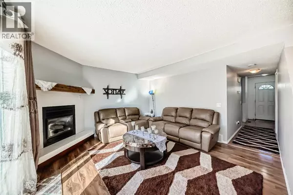 Calgary, AB T1Y4R5,62, 6020 Temple Drive NE