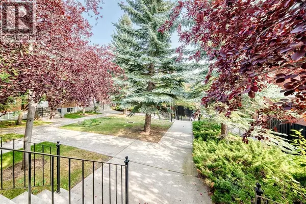 Calgary, AB T2Z2Z2,84 Inverness Square SE
