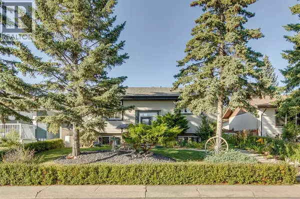Calgary, AB T2A4W8,448 Malvern Close NE