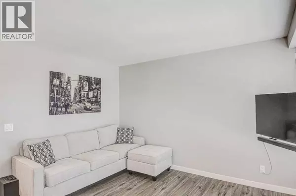 Calgary, AB T3A5Y2,110 Hidden Hills Road NW