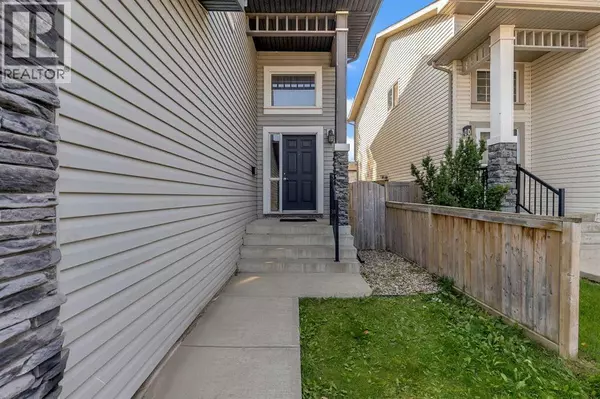 Calgary, AB T2Z0E4,15 New Brighton Close SE