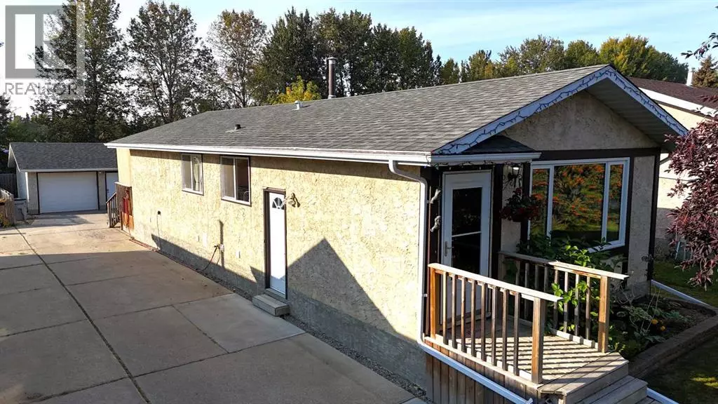 5703 9 Avenue, Edson, AB T7E1J4