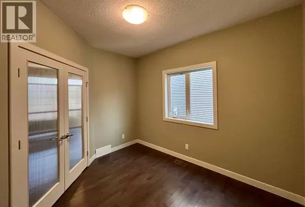 Chestermere, AB T1X0P2,104 Aspenmere Circle