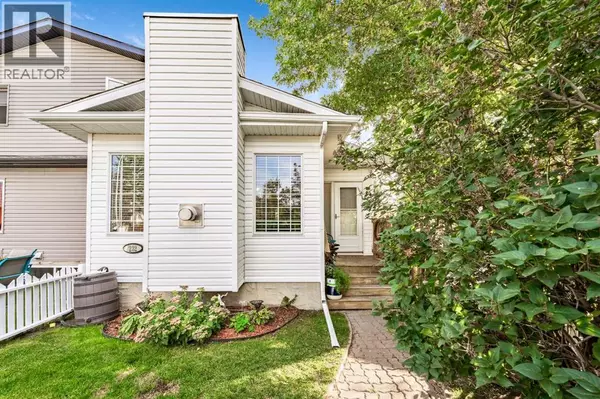 232 Whitlock Place NE, Calgary, AB T1Y4S6