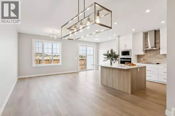 Calgary, AB T3B6N9,215 Greenwich Drive NW