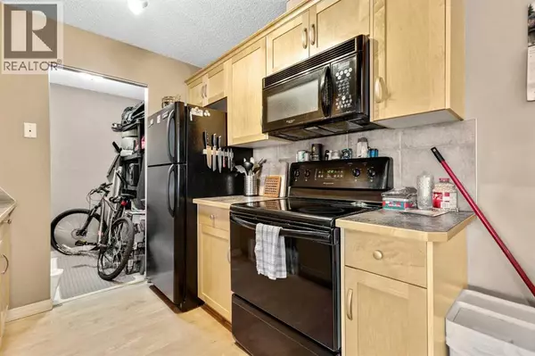 Calgary, AB T2W5H1,2211, 13045 6 Street SW