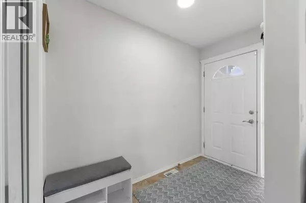Calgary, AB t3j3v7,204 Tarington Close NE