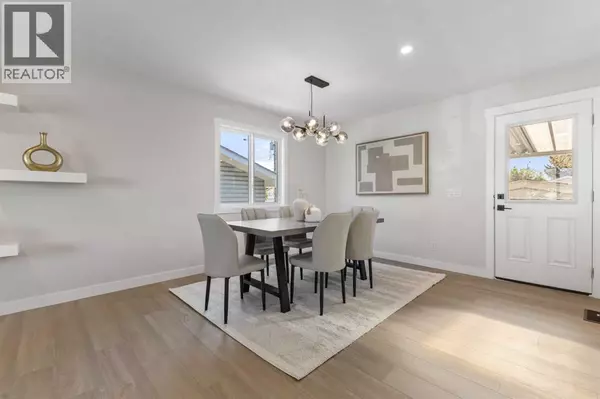 Calgary, AB T2J1X2,10616 Mapleglen Crescent SE