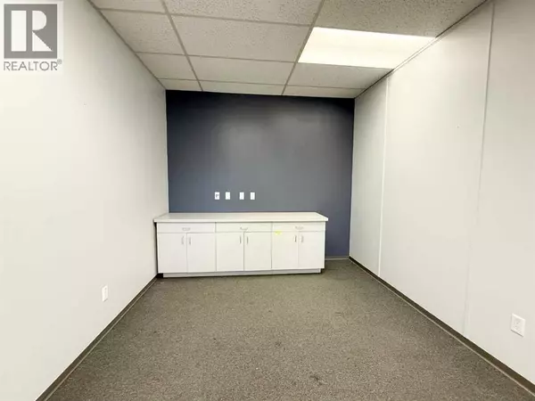 Grande Prairie, AB T8V1R6,201, 9914 109 Avenue