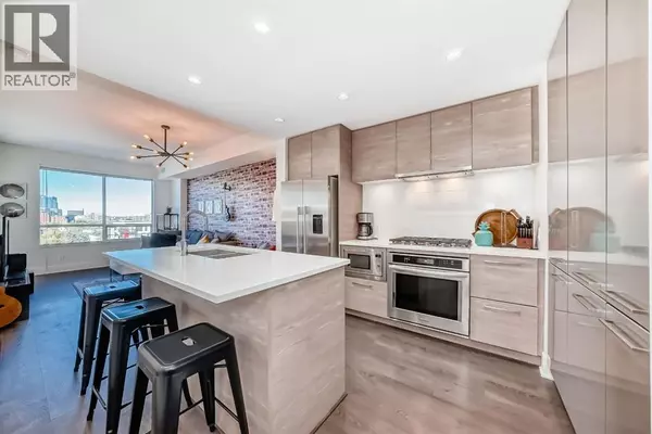 Calgary, AB T2E7X9,712, 38 9 Street NE