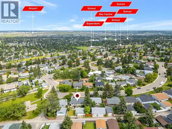 Calgary, AB T2K4T6,7819 Hunterquay Way NW