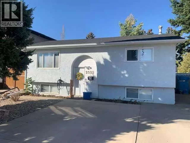 2525 15 Avenue N, Lethbridge, AB T1H4E1