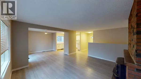 Grande Prairie, AB T8V3T1,9832 81 Avenue