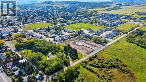 Diamond Valley, AB T0L2A0,15 DunHam Court NW