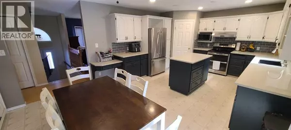 Lethbridge, AB T1K5K7,337 Ojibwa Place W