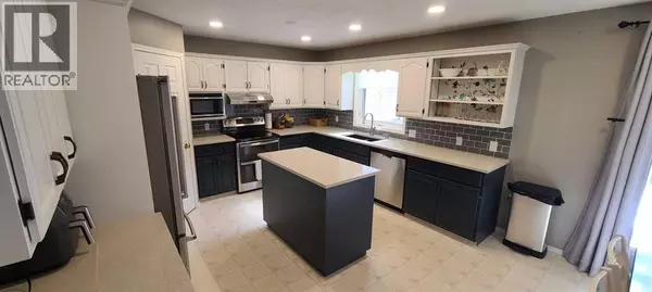 Lethbridge, AB T1K5K7,337 Ojibwa Place W