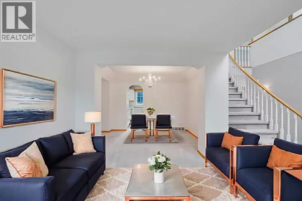 Calgary, AB T3A5E9,82 Edgevalley Close NW
