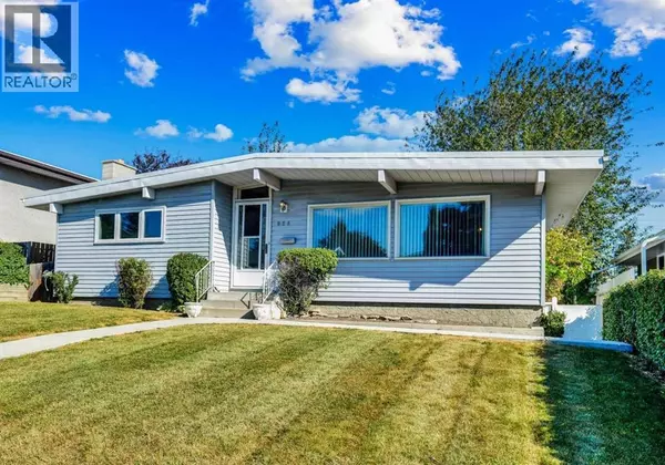 Calgary, AB T2E6C4,924 Mayland Drive NE